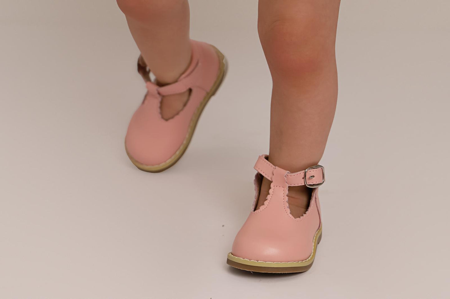 Scallop T-Bar Shoes Pink