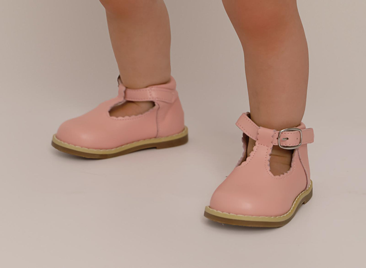 Scallop T-Bar Shoes Pink